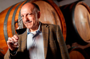 Tecnovino Gerard Basset Master of Wine y Master Sommelier 1