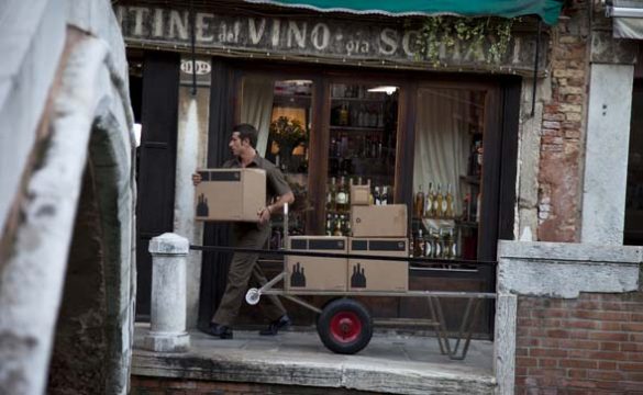 Tecnovino vino espanol transporte UPS