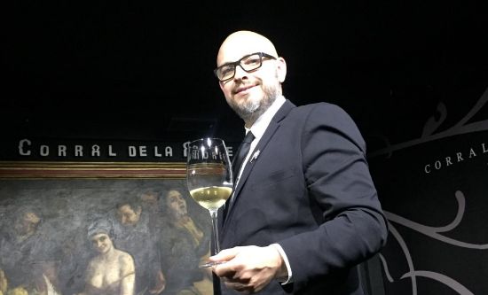 Tecnovino- Santi Carrillo, de Corral de la Morería, gana el Premio Metrópoli al Mejor Sumiller del año
