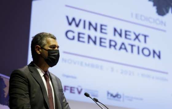 Tecnovino- presidente de la FEV, Emilio Restoy en la jornada Wine Next Generation