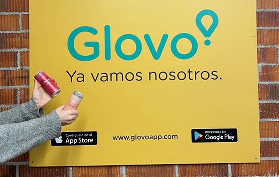 Tecnovino marca de vino en lata Zeena Glovo detalle