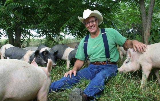 Tecnovino- segundo Simposio de Viticultura Regenerativa Joel Salatin