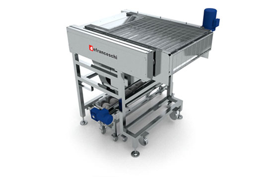 Tecnovino mesa de distribucion uvas Roll Feeder DeFranceschi Sacmi