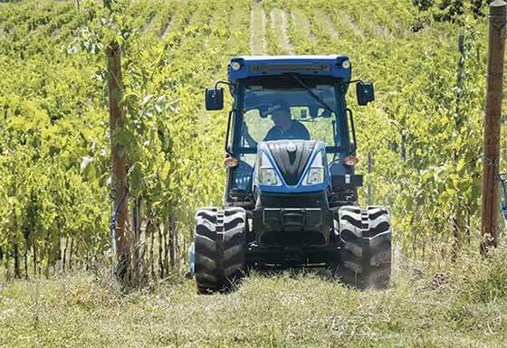 Tecnovino tractores TK4 de New Holland 2