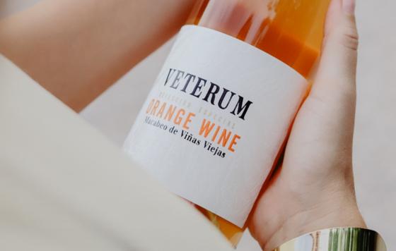 Tecnovino- Veterum, el exclusivo vino de Bobal de Bodegas Coviñas, renueva su imagen