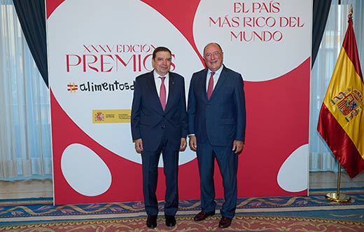 Tecnovino premios Alimentos de España vino Luis Planas y Carlos Moro de Matarromera