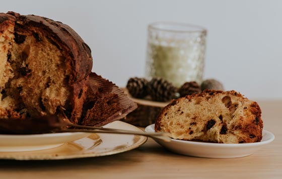 Tecnovino Izadittone panettone con orujo de uvas chocolate Bodegas Izadi y Loison