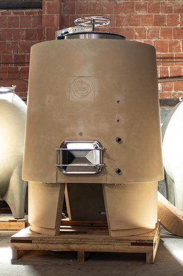 Tecnovino- depósitos de hormigon para vino Conical de Sonoma by SAS