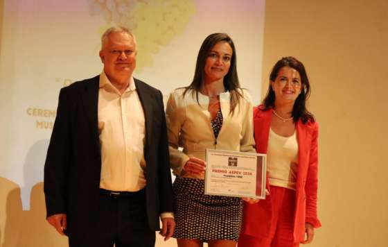 Tecnovino- Premios a los Mejores Vinos y Espirituosos de España de AEPEV