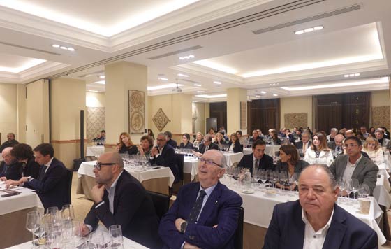 Tecnovino- 40 aniversario de la Unión Española de Catadores vinos