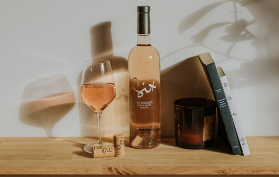 Tecnovino- cierre vinos desalcoholizados Nomacorc nolow de Vinventions: uso en vino Cuvée Six