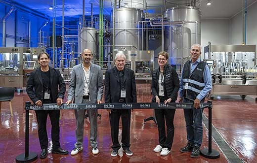 Tecnovino-Solos producción de vino NoLo, planta en Valencia: inauguración