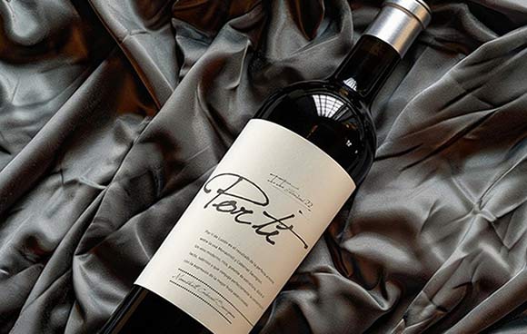 Tecnovino- vino Por Tí 2022 de Bodegas Luzón