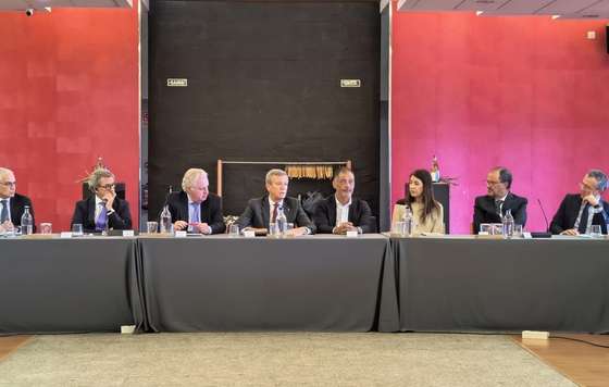 Tecnovino- FEV reúne en Galicia a su Comisión Ejecutiva , enoturismo
