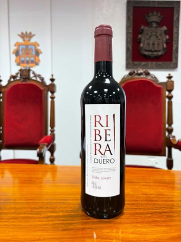 Tecnovino- Gran fiesta de la vendimia de la DO Ribera del Duero: botella de vino